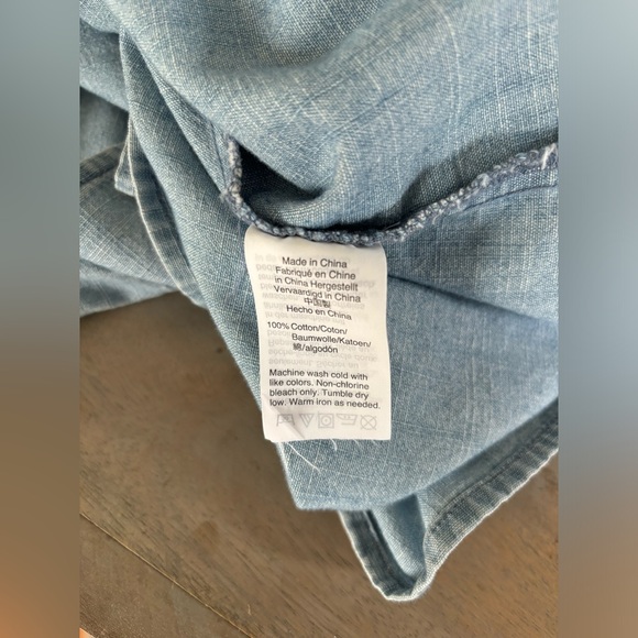 J.Crew bell sleeve chambray top - Picture 4 of 5